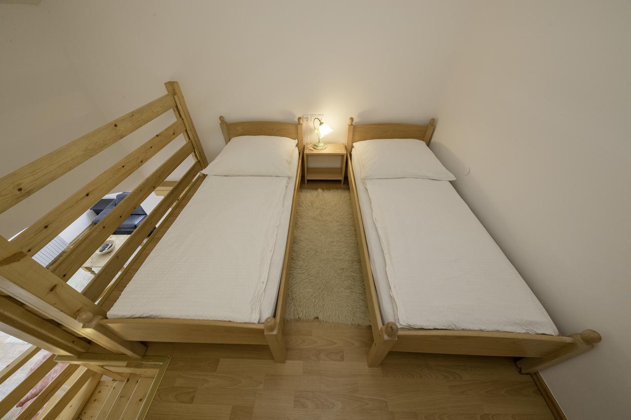 Apartments Dedic 수페타르스카 드라가 외부 사진